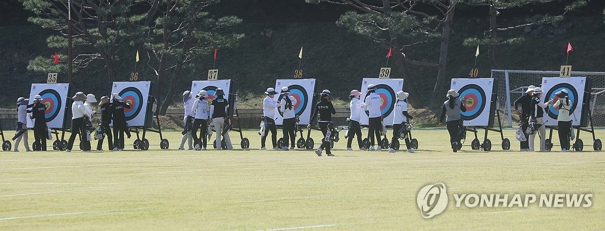 欧联半场：埃里克森抽射破门 拉姆斯推射造险 曼联1-0特温特