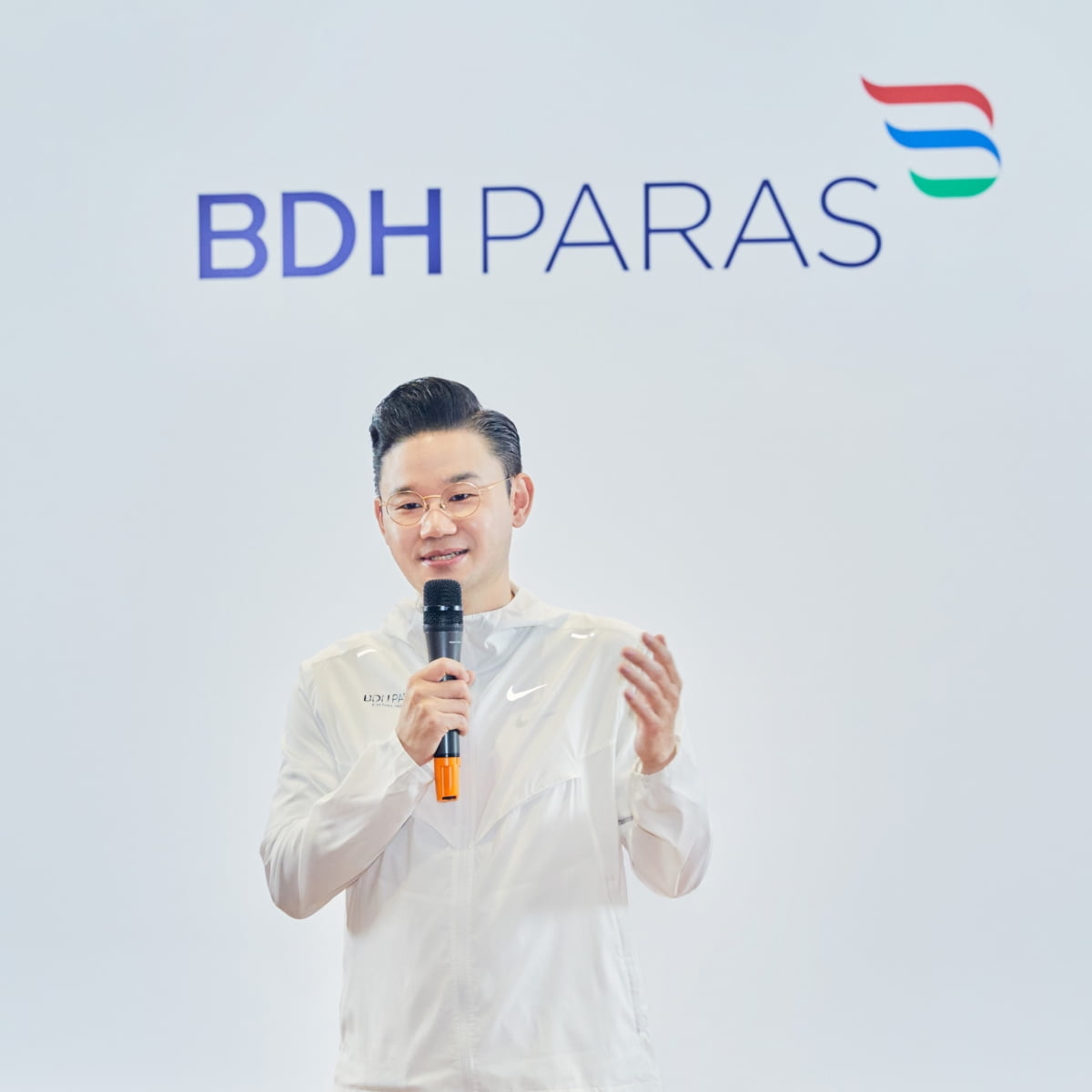 英媒：英超冠军的激烈竞争是瓜帅决定续约的重要原因之一