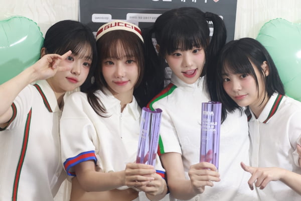 皇马官方：姆巴佩左腿大腿受伤