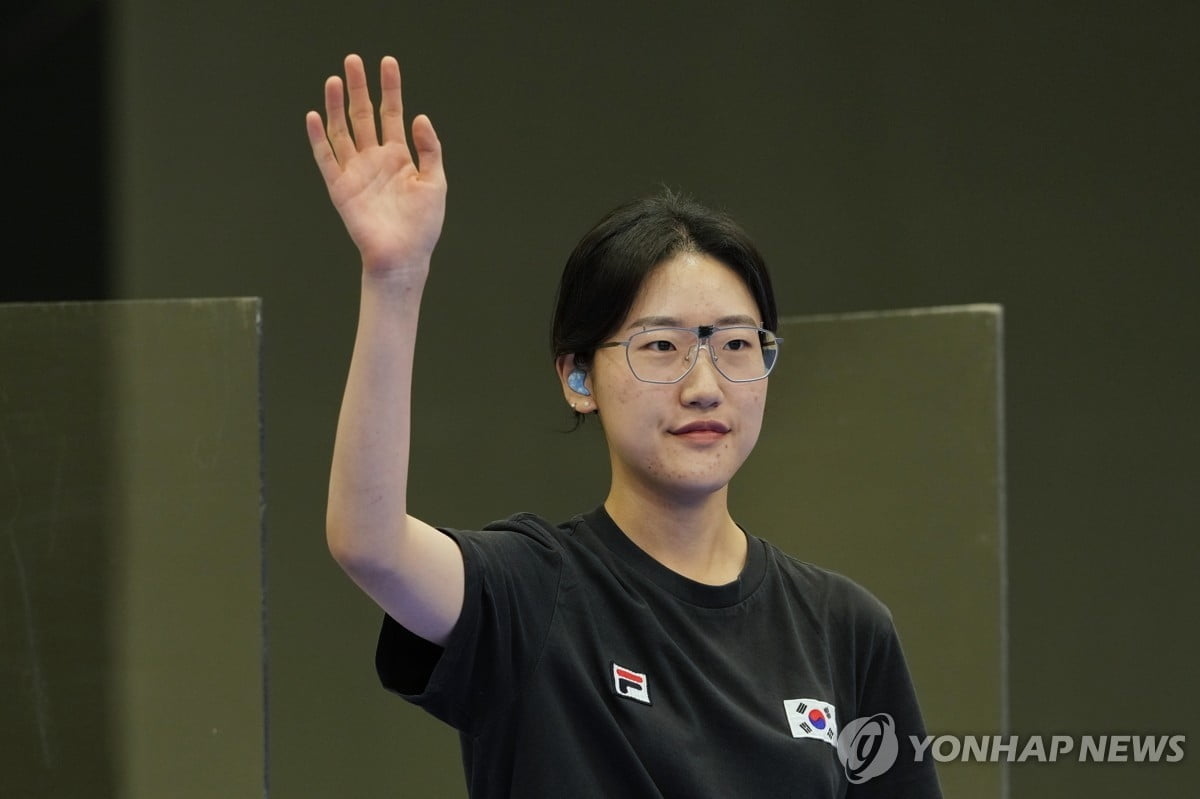 皇马欧冠7次输给米兰，仅次于对拜仁和尤文的输球场次