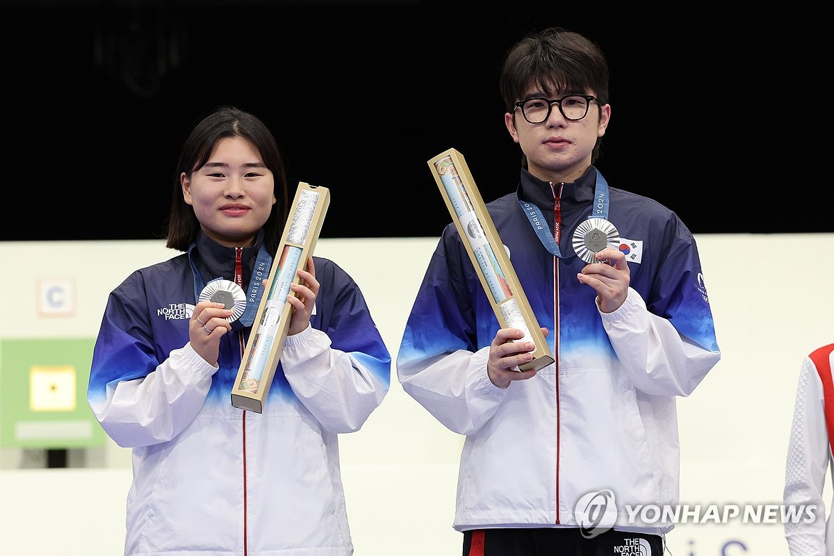 罗马vs科莫球员评分：加布里埃洛尼8.7分，皮西利6.2分