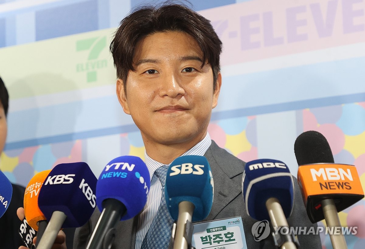 晚旗报：若索莱尔继续保持好状态，西汉姆联可能会考虑买断他