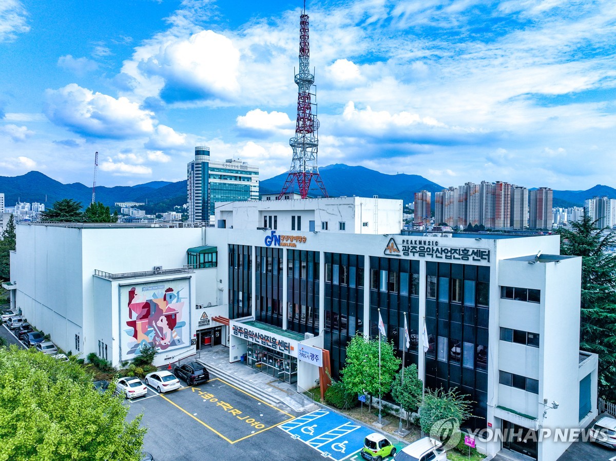 克里斯滕森：俱乐部只告诉我好好恢复；我想重新回到会首发