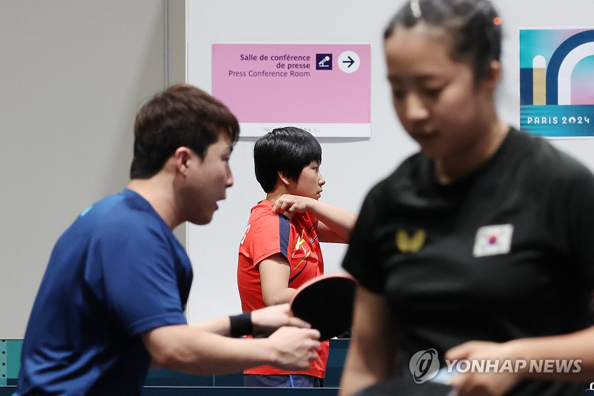 反客为主！辛克纳格暴趟劲射死角破门，博德闪耀2-1曼联