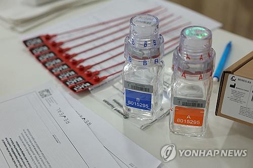 首次入选国家队，卡萨多、奥莫罗迪翁、帕雷德斯拍摄定妆照