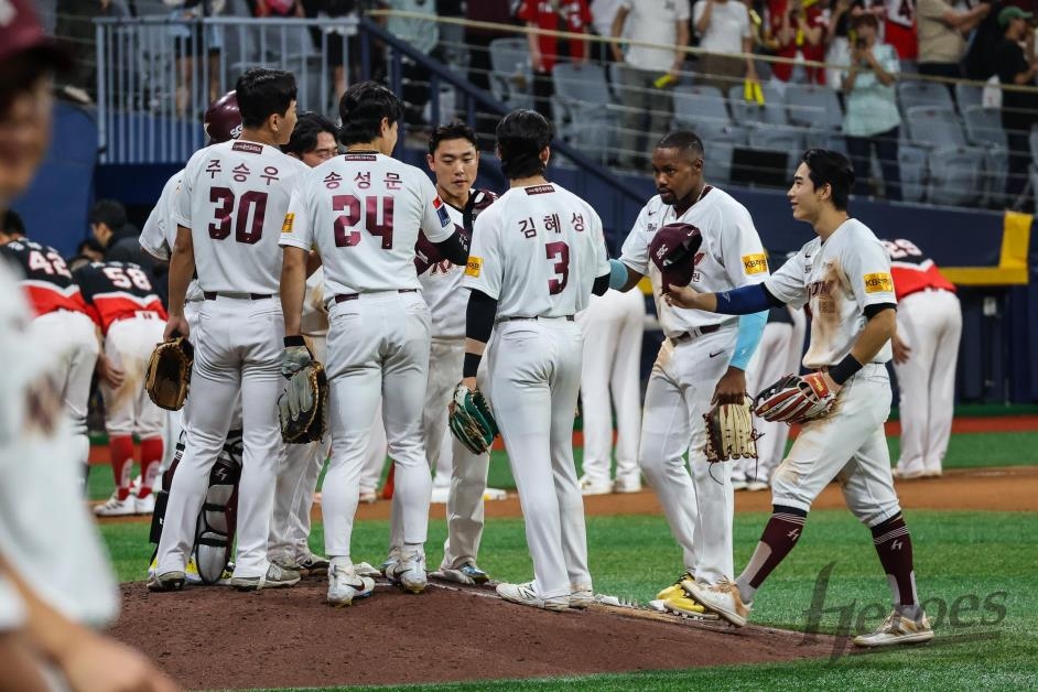 阿莫林主场告别、迪亚斯冷静终结、米兰攻陷马德里……欧冠第四轮你最难忘的一幕是？